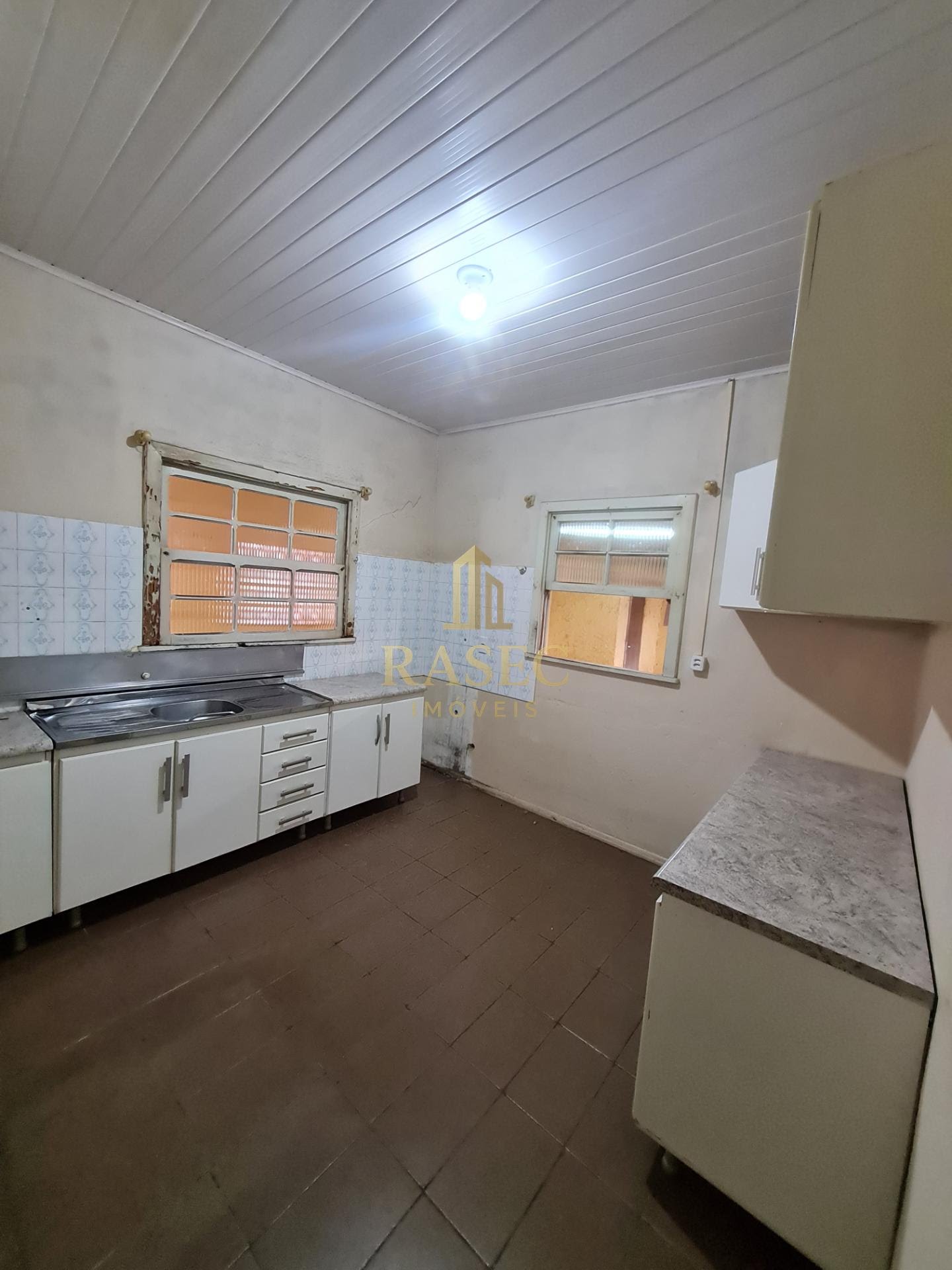 Comercial para alugar com 1 banheiro, 2 vagas e 140m² no Santa Rita, Brusque (SC) — foto 2 de 11
