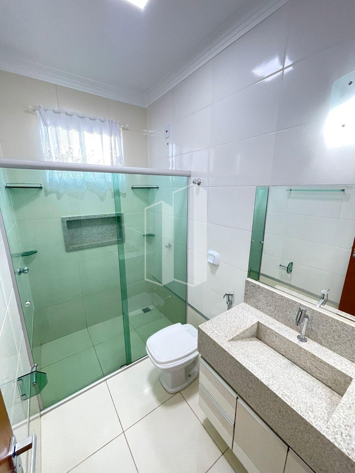 Casa à venda com 3 quartos, 1 suíte, 4 vagas e 180m² no Residencial Center Ville, Goiânia (GO) — foto 15 de 25