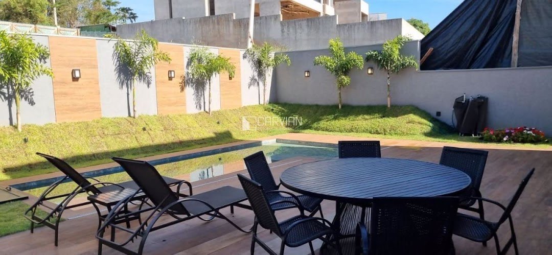 Casa à venda com 3 quartos, 3 suítes, 4 vagas e 305m² no Condomínio Alphaville III, Ribeirão Preto (SP) — foto 21 de 30