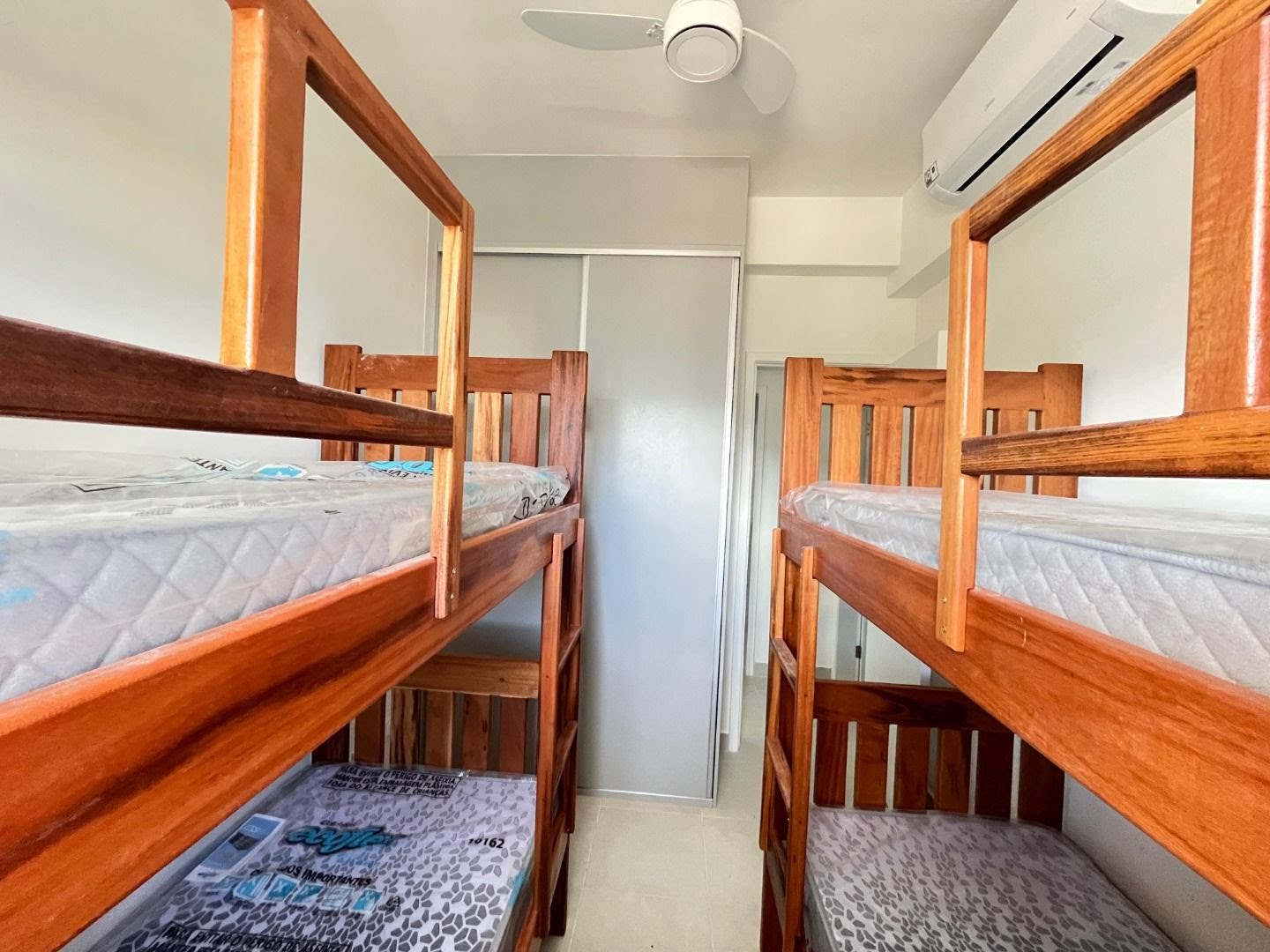 Apartamento para alugar com 2 quartos, 1 banheiro, 1 vaga e 68m² no Itaguá, Ubatuba (SP) — foto 14 de 15
