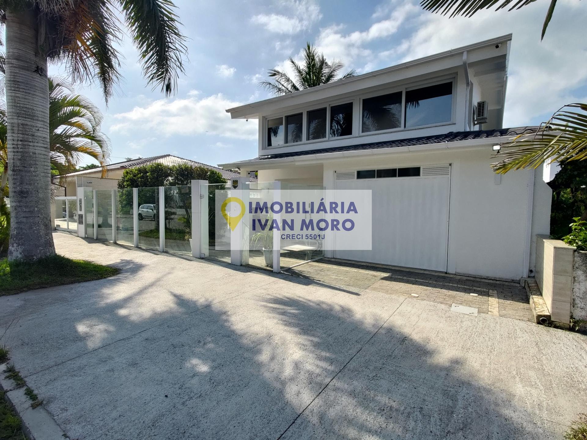 Casa para alugar com 5 quartos, 3 suítes e 1 vaga no Daniela, Florianópolis (SC) — foto 2 de 30