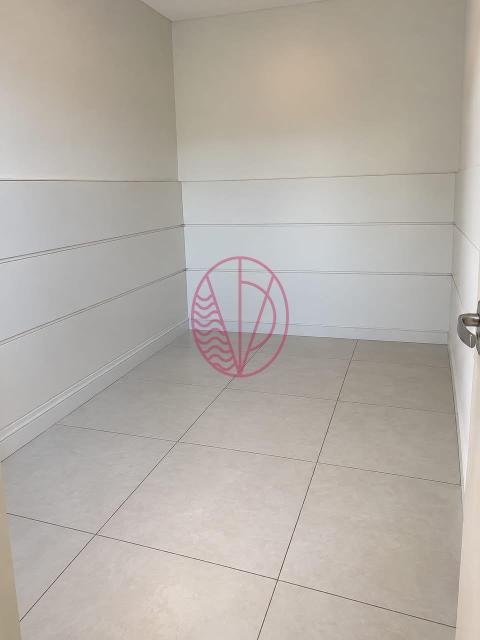 Apartamento para alugar com 4 quartos, 1 suíte, 2 vagas e 243m² no Barra, Salvador (BA) — foto 16 de 30
