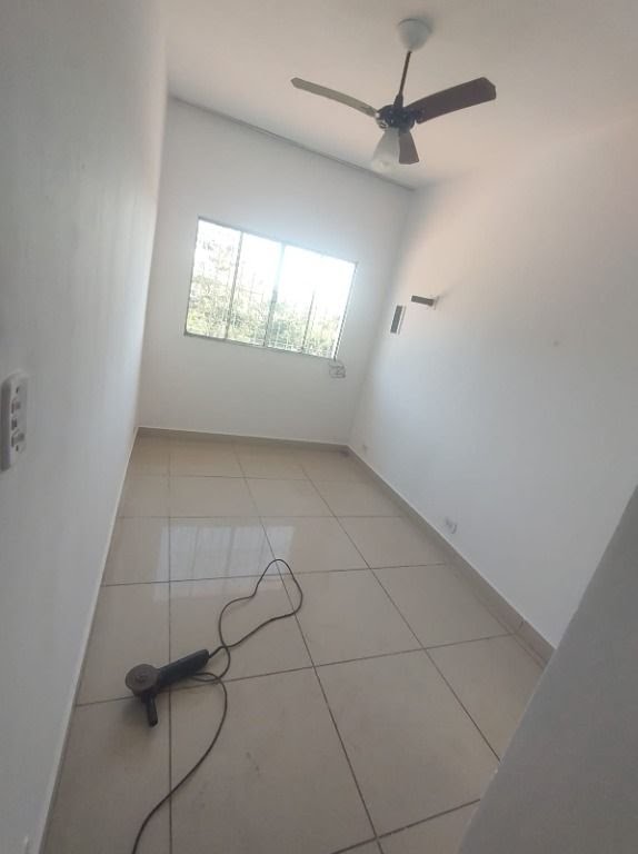 Casa à venda com 3 quartos, 2 suítes, 2 vagas e 315m² no Nova Arujá, Arujá (SP) — foto 13 de 16