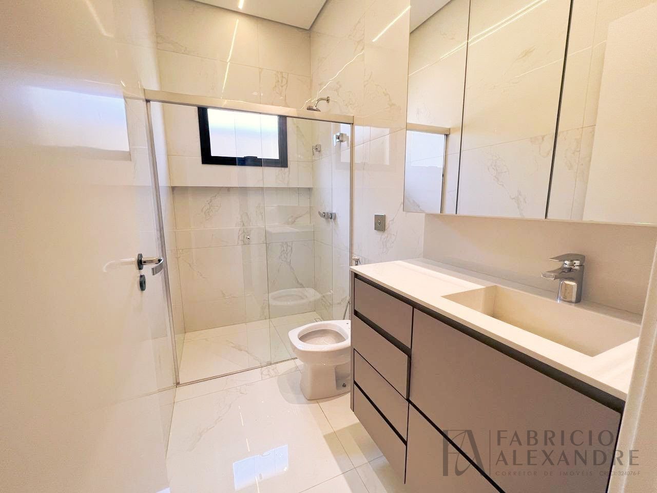 Casa à venda com 4 quartos, 4 suítes, 4 vagas e 249m² no Residencial Gaivota I, São José do Rio Preto (SP) — foto 14 de 21