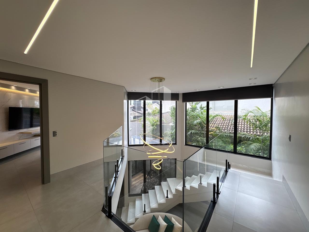 Casa à venda com 3 quartos, 3 suítes, 4 vagas e 286m² no Jardins Madri, Goiânia (GO) — foto 26 de 30