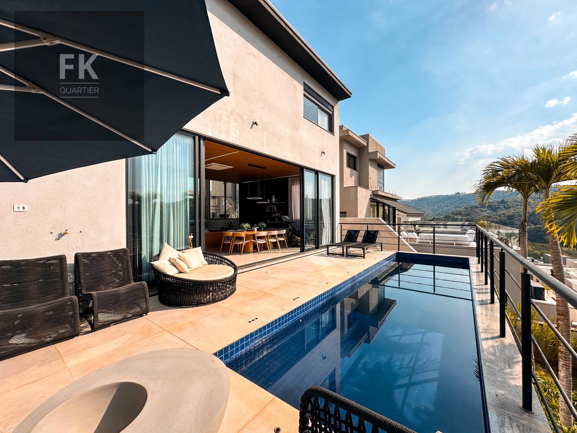 Casa à venda com 4 quartos, 4 suítes, 4 vagas e 347m² no Cidade Tamboré, Santana de Parnaíba (SP) — foto 15 de 30