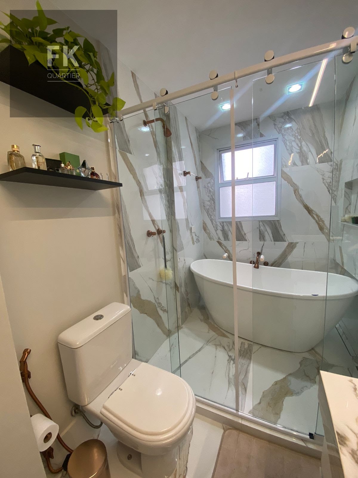 Apartamento à venda com 4 quartos, 4 suítes, 3 vagas e 196m² no Empresarial 18 do Forte, Barueri (SP) — foto 17 de 23