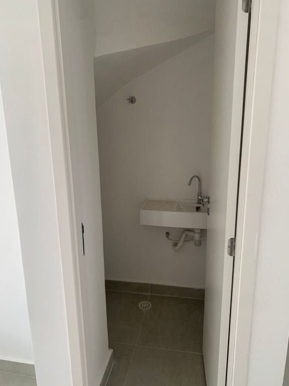 Casa para alugar com 2 quartos, 2 banheiros, 1 vaga e 56m² no Centro Residencial, Arujá (SP) — foto 6 de 16