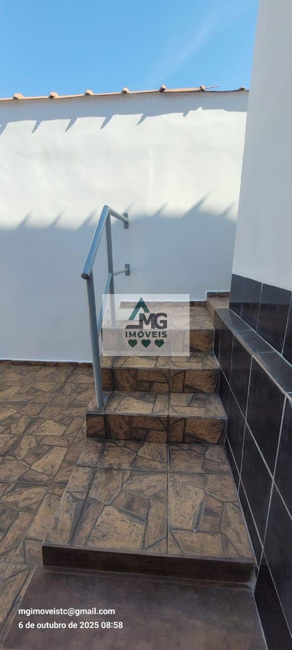Casa à venda com 3 quartos, 1 suíte, 2 vagas e 221m² no Parque Bandeirantes, Três Corações (MG) — foto 14 de 25