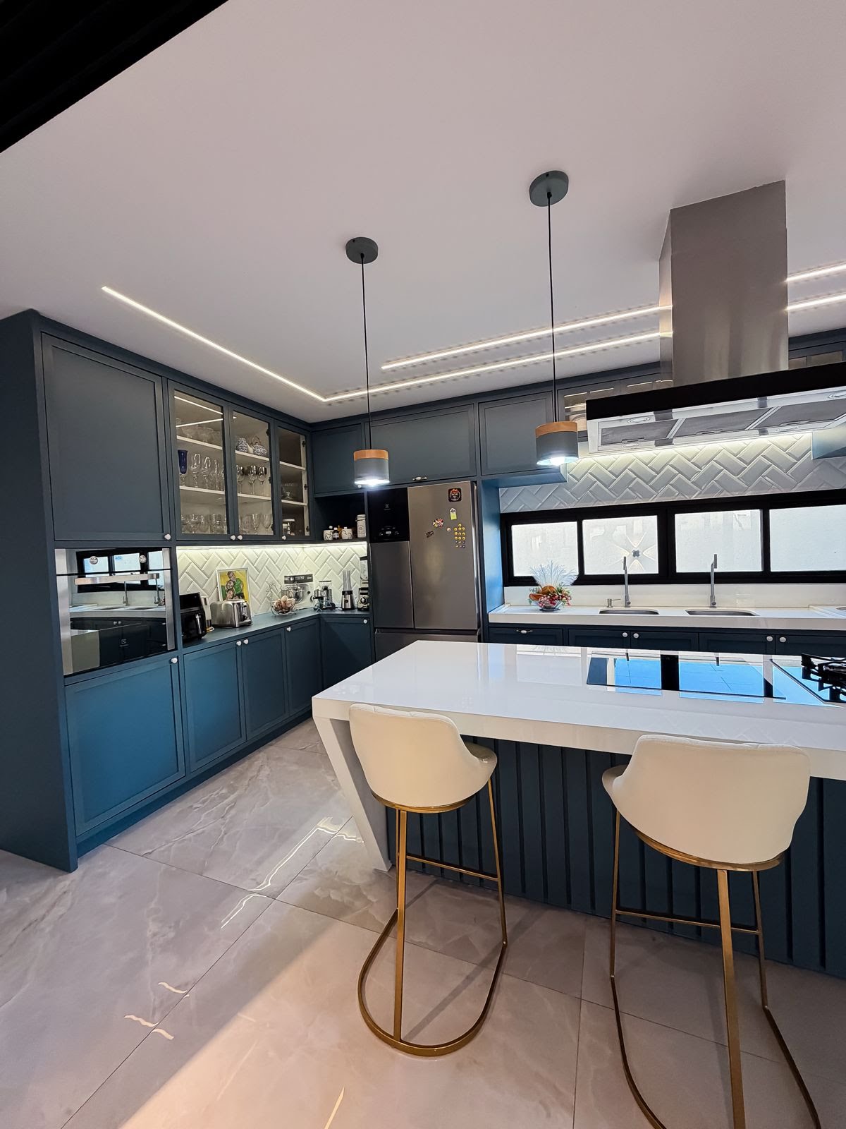 Casa à venda com 3 quartos, 2 suítes, 4 vagas e 280m² no Sim, Feira de Santana (BA) — foto 5 de 26