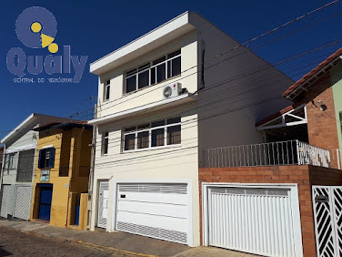 Casa em Centro  -  Amparo