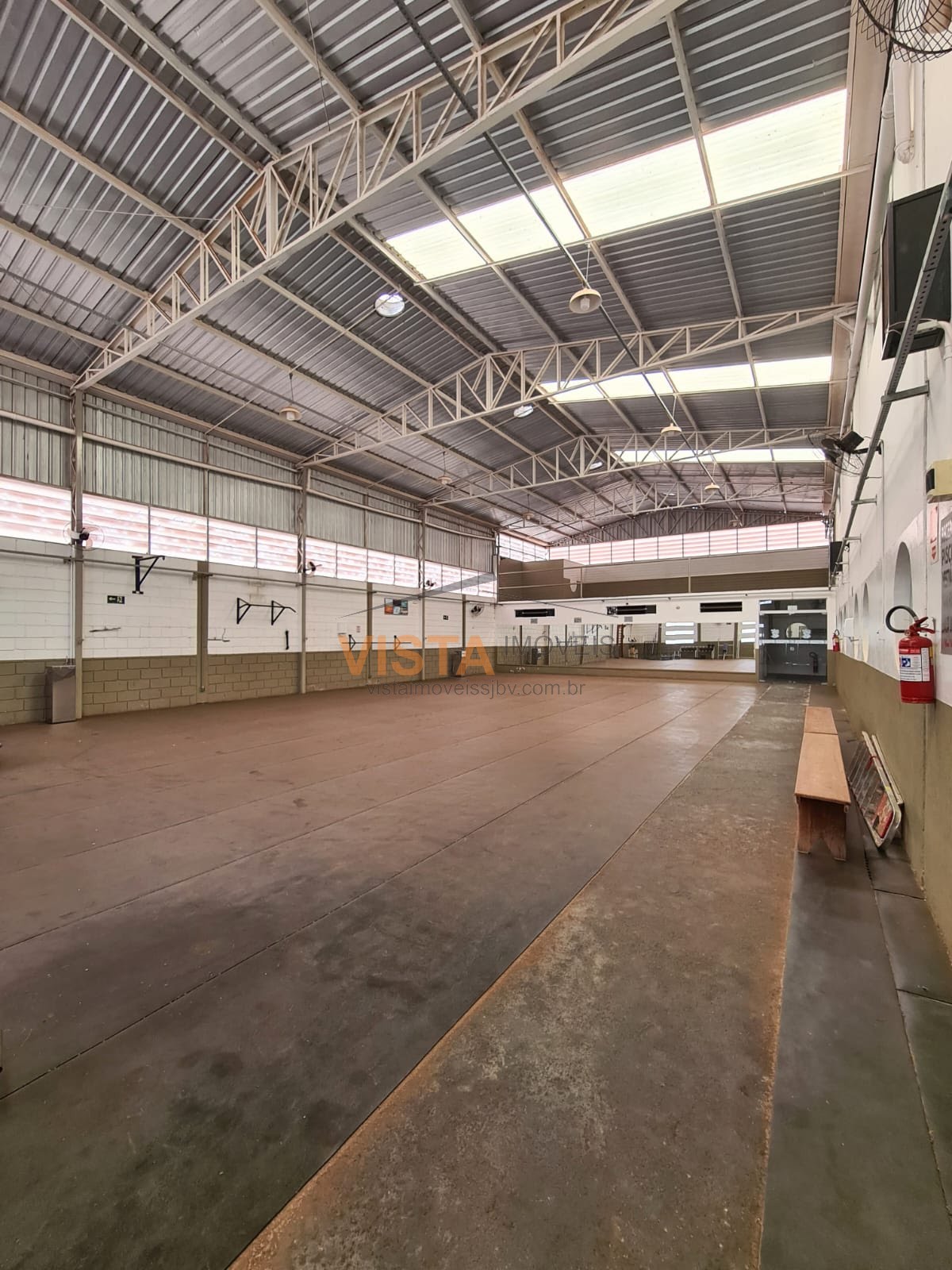 Comercial à venda com 3 banheiros e 410m² no Jardim Nova Aguaí, Aguaí (SP) — foto 9 de 9