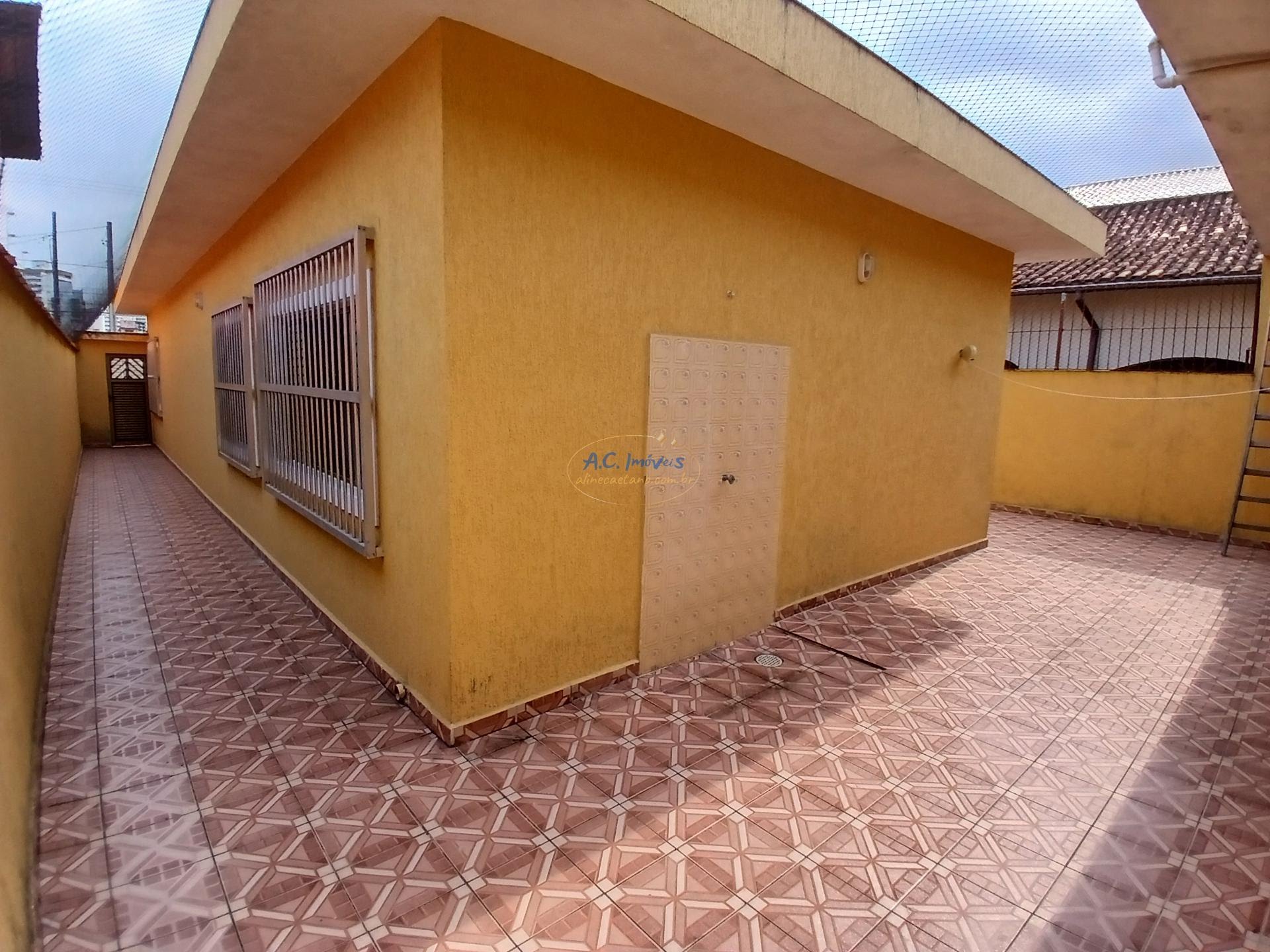 Casa à venda com 3 quartos, 1 suíte, 4 vagas e 130m² no Caiçara, Praia Grande (SP) — foto 26 de 30