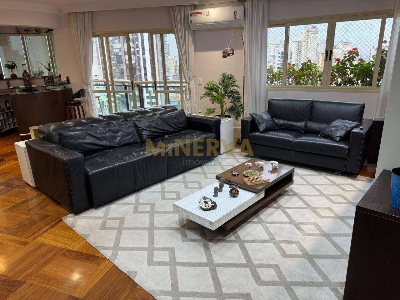 Apartamento à venda com 3 quartos, 3 suítes, 5 vagas e 245m² no Jardim Analia Franco, São Paulo (SP) — foto 3 de 25