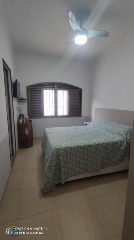 Casa à venda com 4 quartos, 3 suítes, 5 vagas e 187m² no Balneario Flórida, Praia Grande (SP) — foto 15 de 30