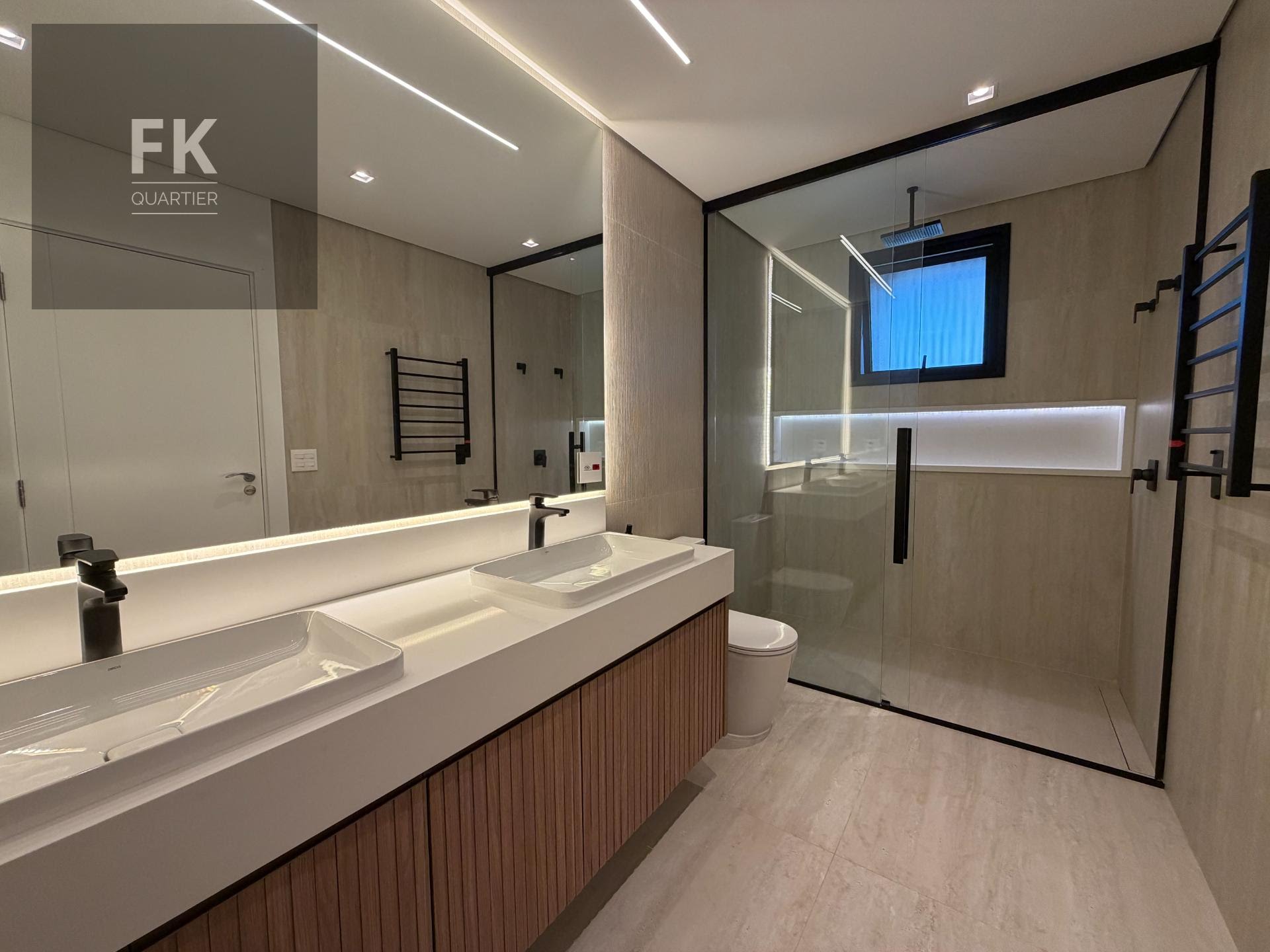 Casa à venda com 5 quartos, 5 suítes, 6 vagas e 670m² no Alphaville Residencial Dois, Barueri (SP) — foto 23 de 30