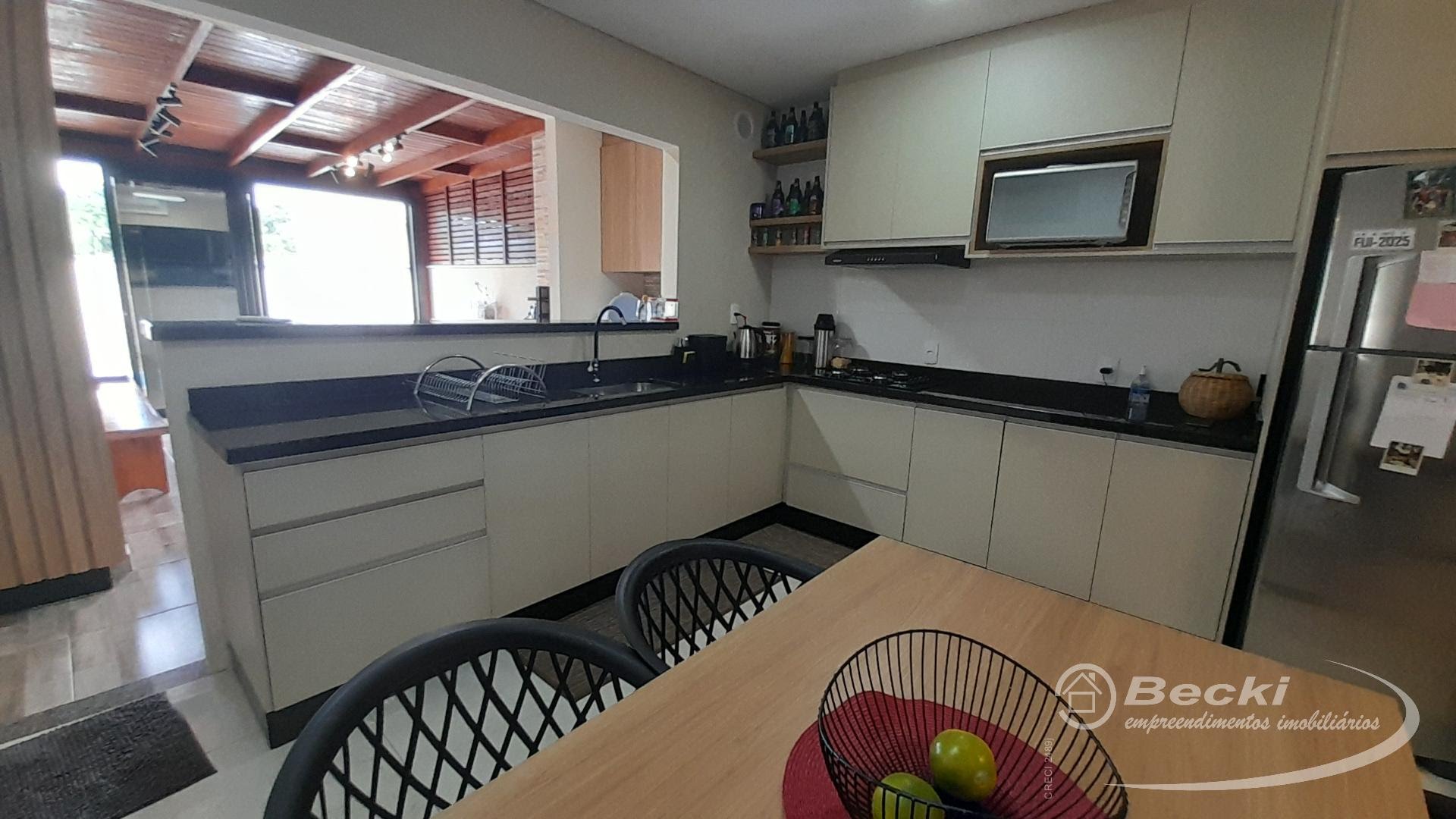Casa à venda com 3 quartos, 1 suíte, 2 vagas e 108m² no São Marcos, Joinville (SC) — foto 18 de 21