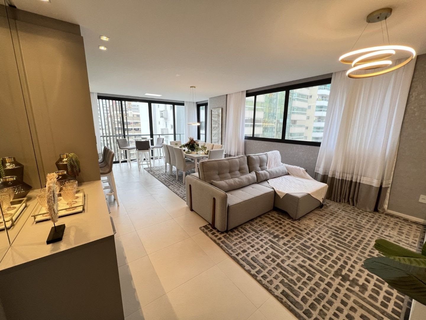 Apartamento à venda com 4 quartos, 2 suítes, 3 vagas e 134m² no Andorinha, Itapema (SC) — foto 10 de 28