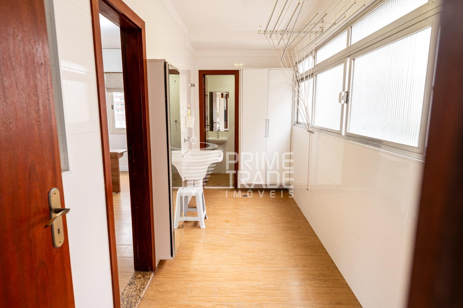 Apartamento à venda com 3 quartos, 1 suíte, 1 vaga e 152m² no Gonzaga, Santos (SP) — foto 16 de 18