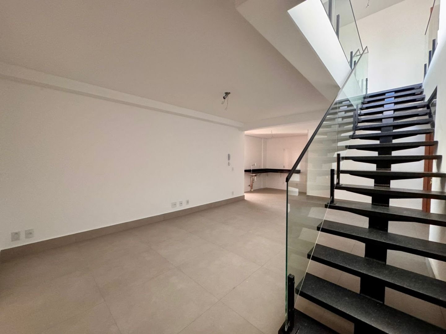 Apartamento à venda com 3 quartos, 3 suítes, 4 vagas e 249m² no Jardim Olhos D Agua, Ribeirão Preto (SP) — foto 4 de 30