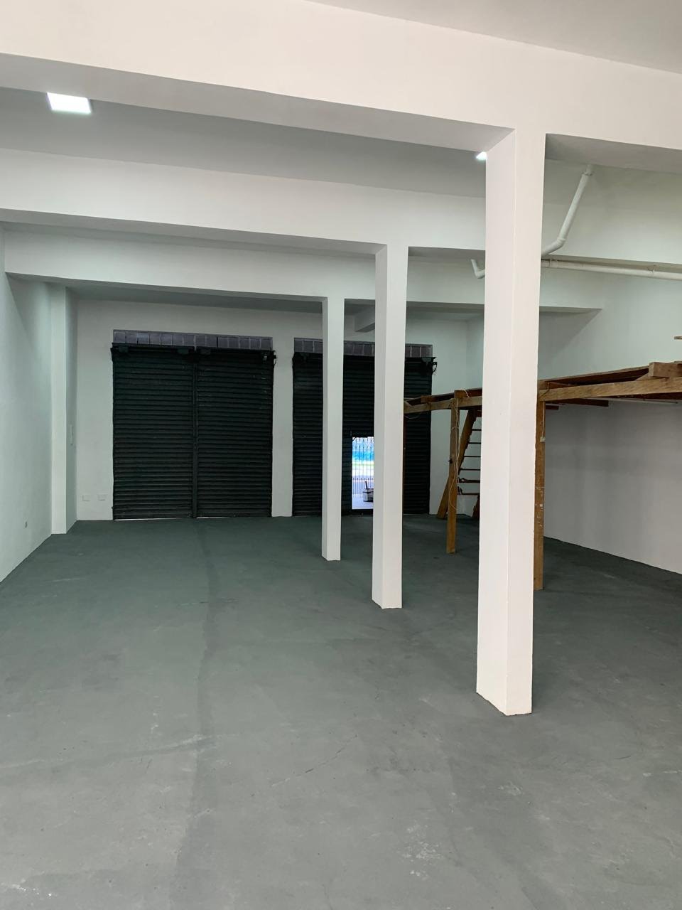 Comercial para alugar com 200m² no Paulicéia, São Bernardo do Campo — foto principal
