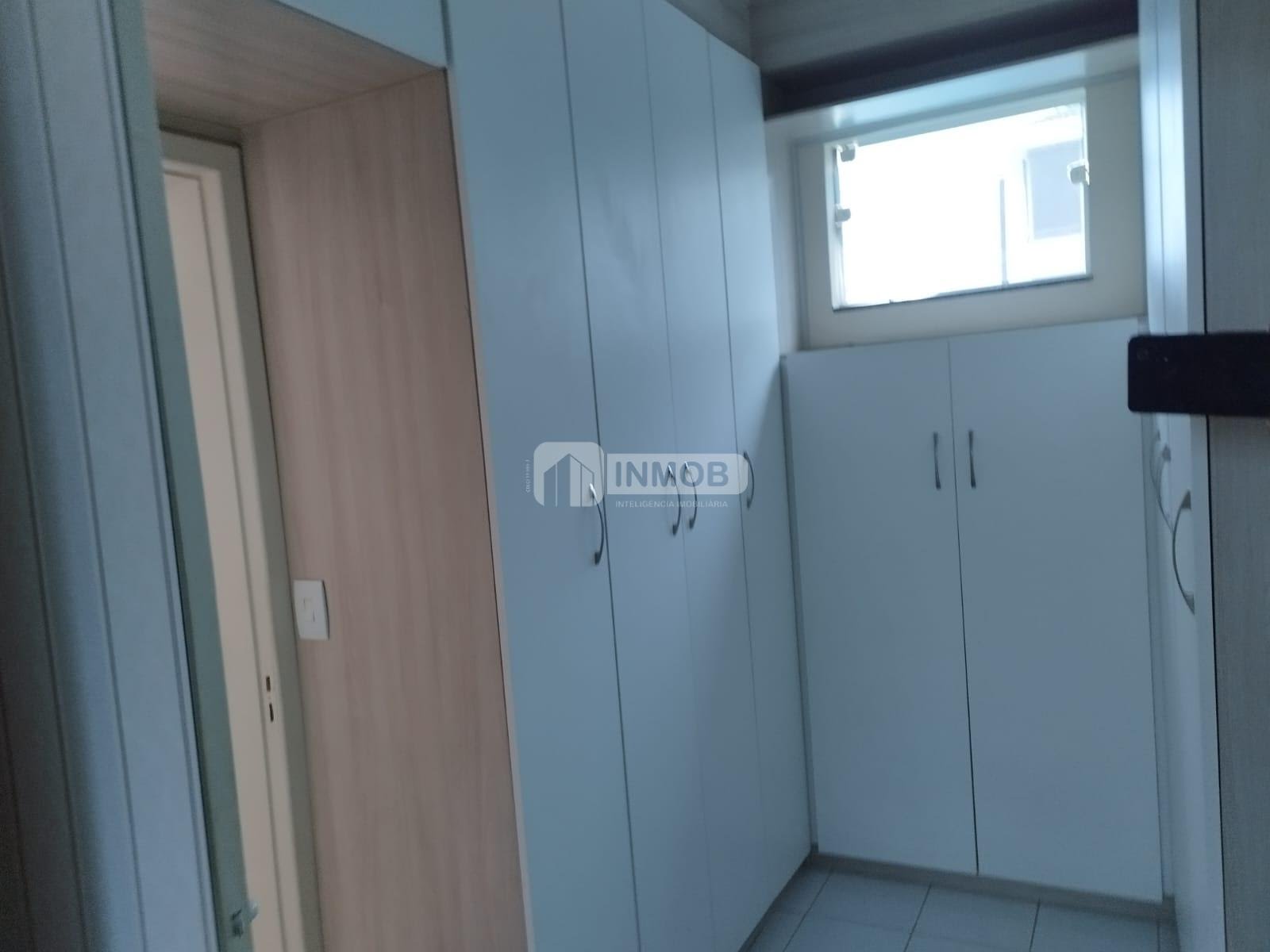 Casa para alugar com 3 quartos, 3 suítes, 3 vagas e 300m² no Piracangaguá, Taubaté (SP) — foto 12 de 28