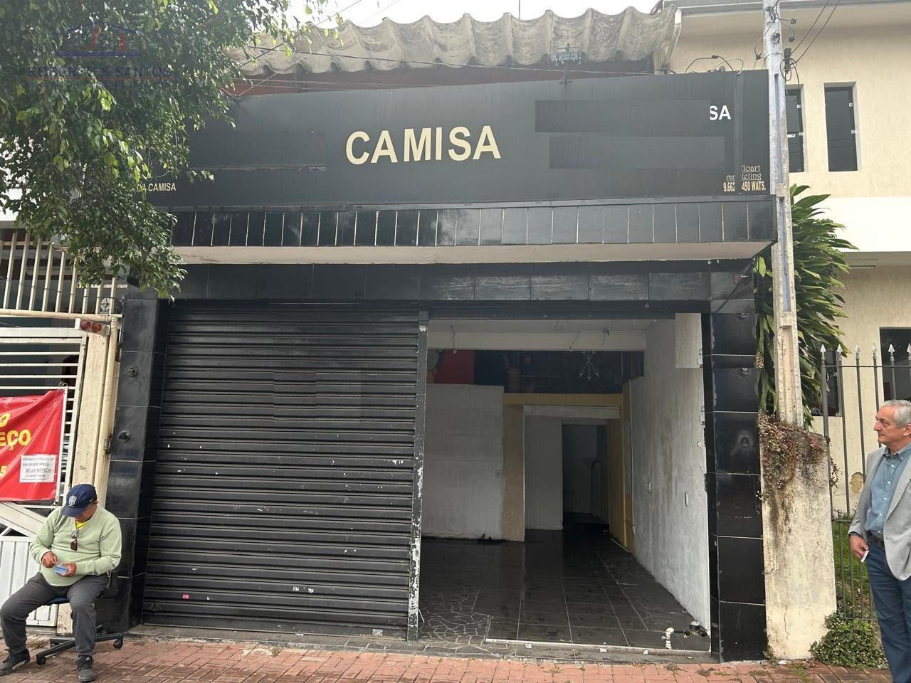 Salão de 35 m2 direita