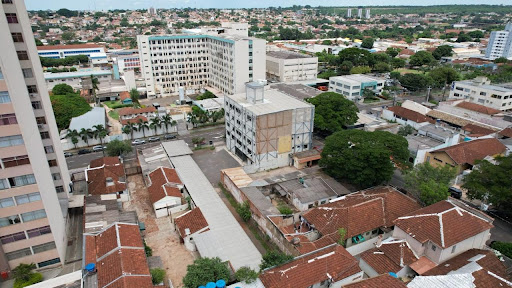 Edifício  desenvolvido para operações médicas, hospitalares e de diagnóstico
