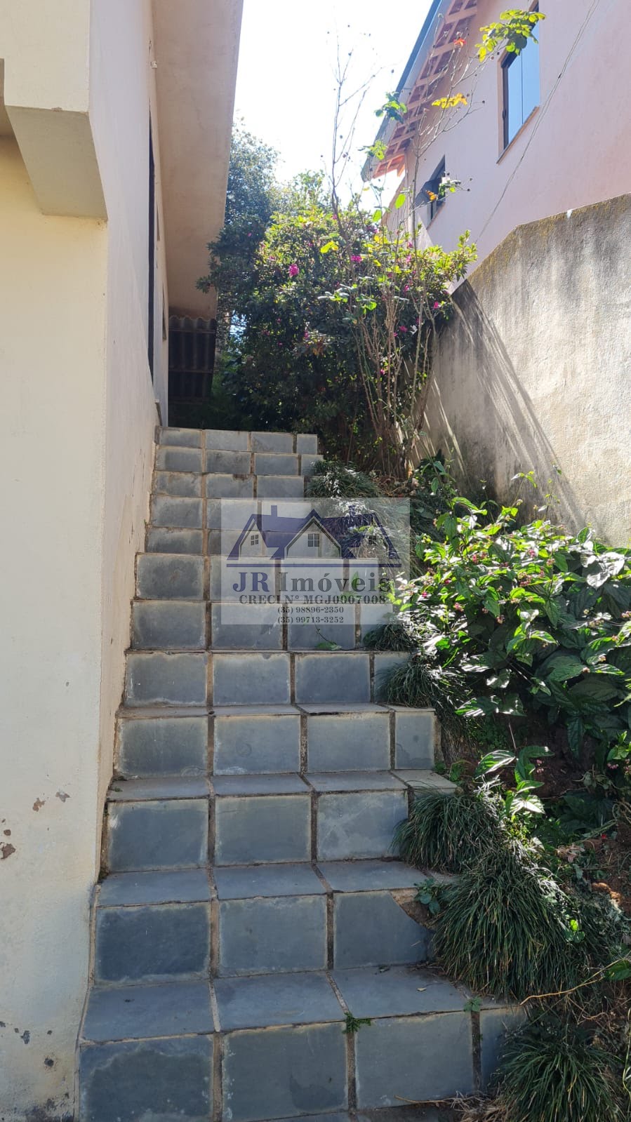 Casa à venda com 2 quartos, 1 banheiro, 2 vagas e 189m² no Vila Isabel, Itajubá (MG) — foto 5 de 29