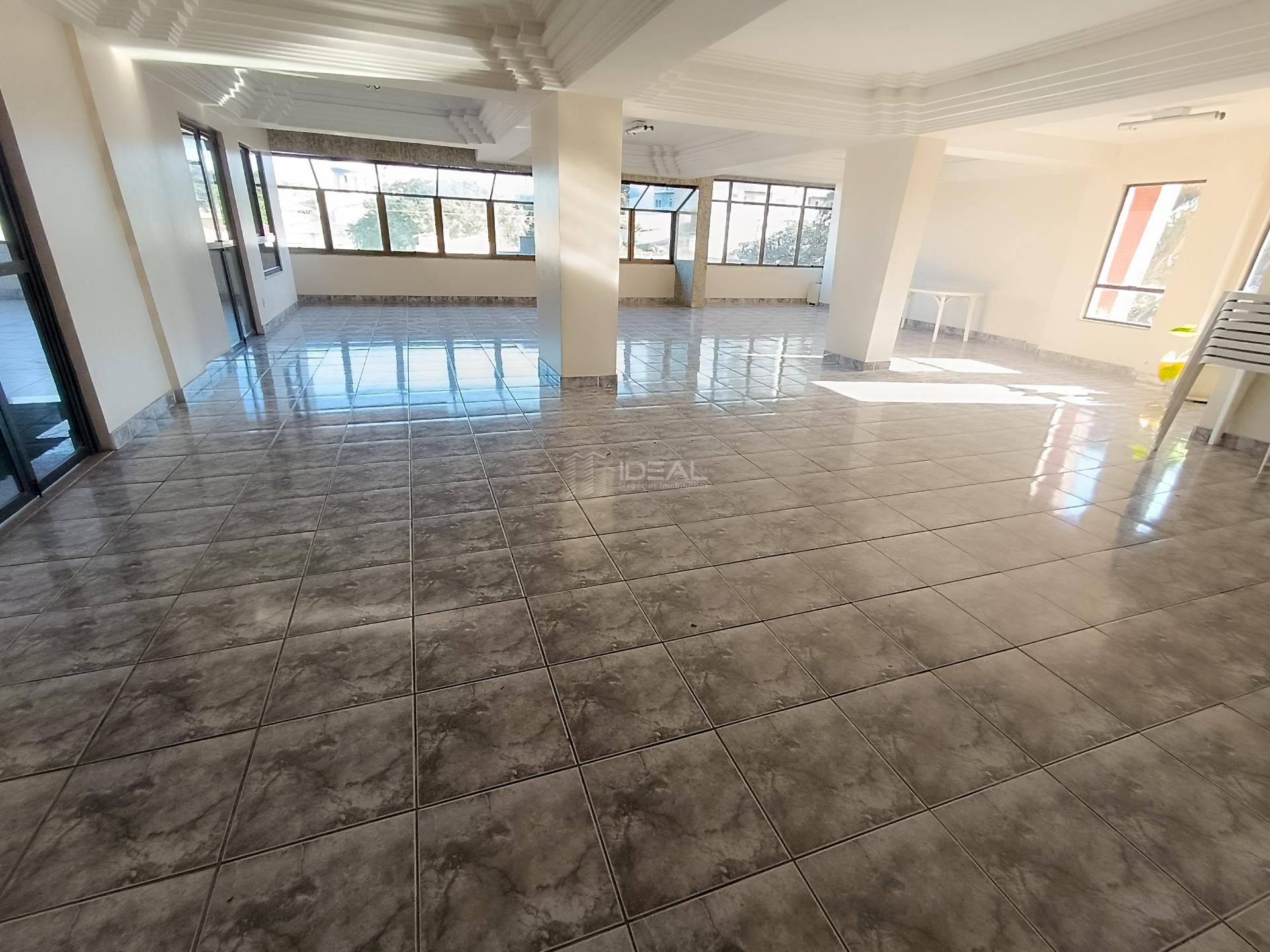 Apartamento à venda com 3 quartos, 1 suíte, 2 vagas e 199m² no Centro, Campos dos Goytacazes (RJ) — foto 9 de 23