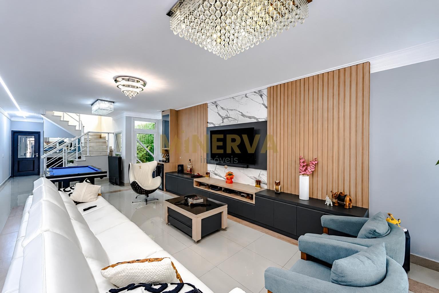 Casa à venda com 4 quartos, 6 banheiros, 4 vagas e 213m² no Penha de França, São Paulo — foto principal