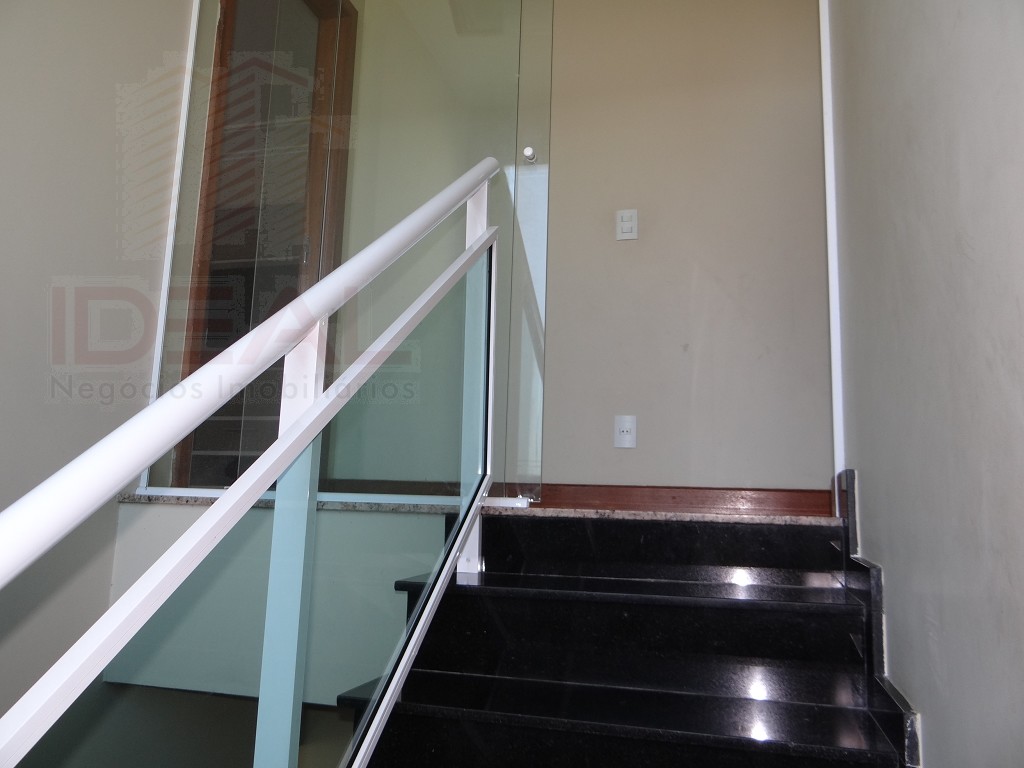 Casa à venda com 4 quartos, 1 suíte, 4 vagas e 330m² no Parque Aurora, Campos dos Goytacazes (RJ) — foto 26 de 30