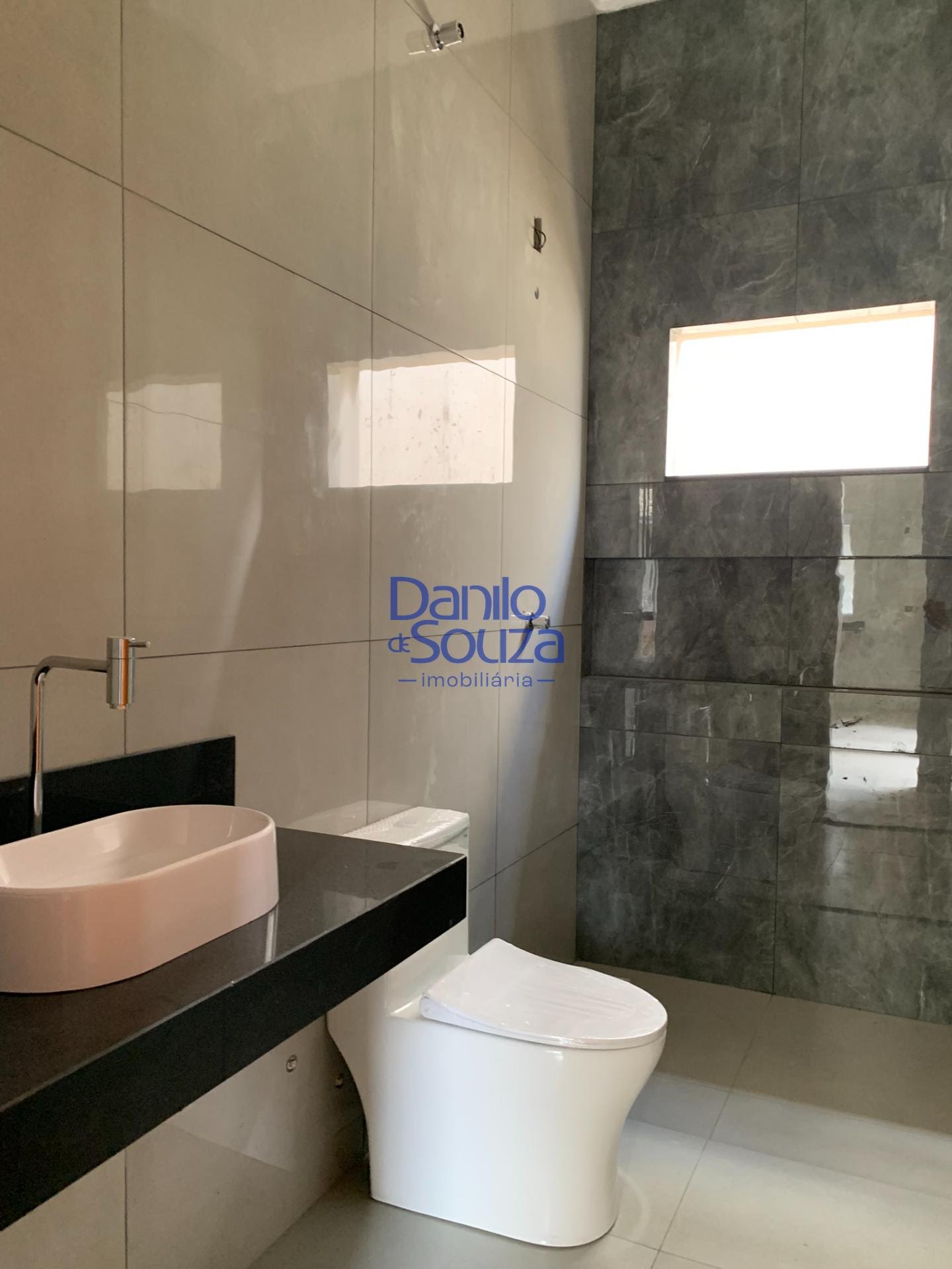 Casa à venda com 2 quartos, 1 suíte, 2 vagas e 360m² no Jardim Europa IV, Araxá (MG) — foto 21 de 22