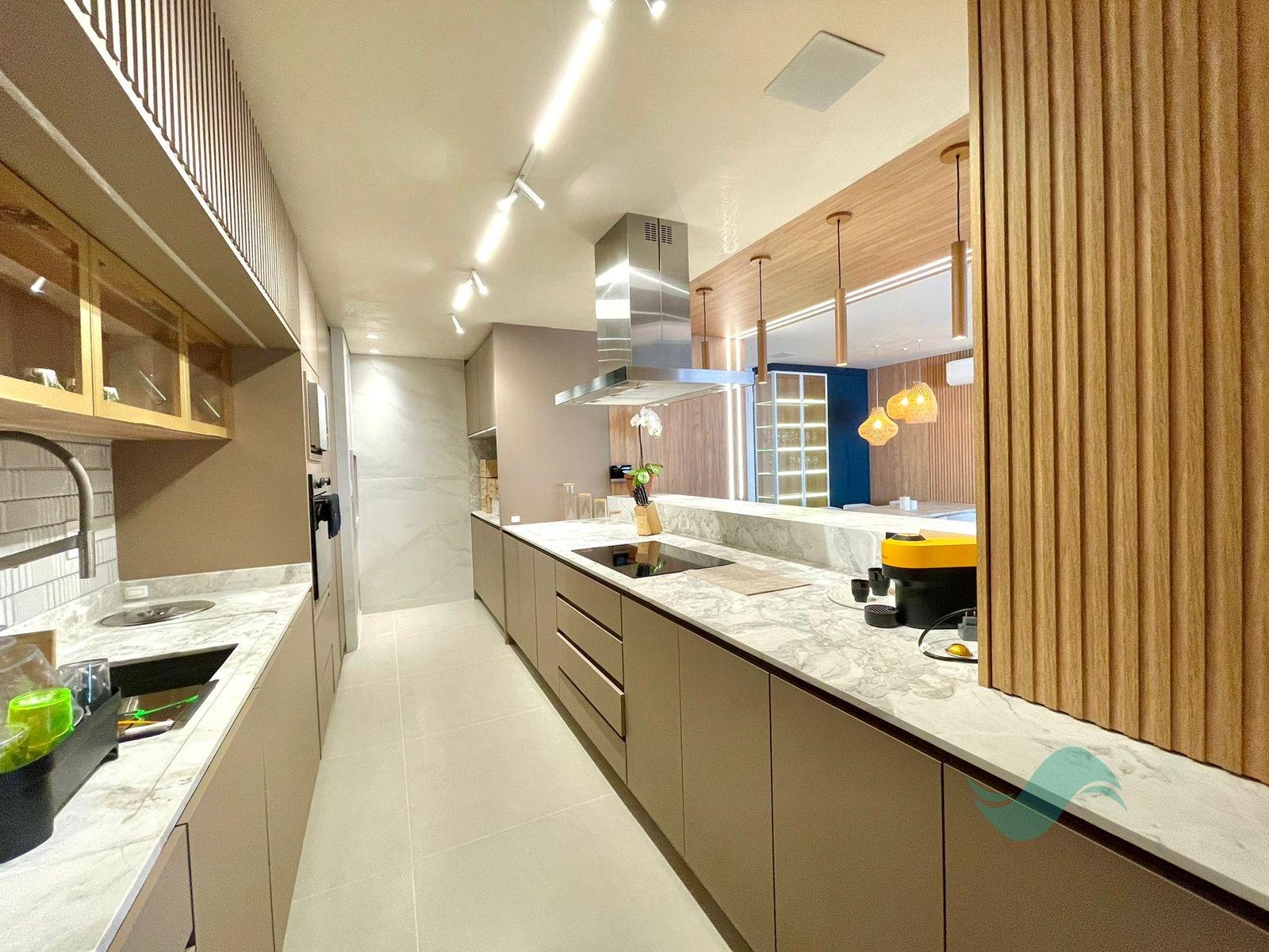 Apartamento à venda com 3 quartos, 3 suítes, 2 vagas e 150m² no Jurere Leste, Florianópolis (SC) — foto 12 de 15