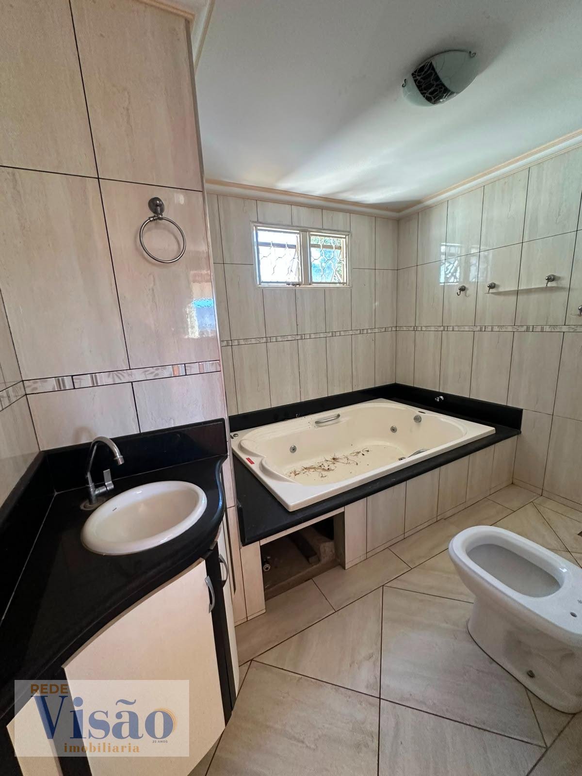Apartamento para alugar com 1 quarto, 2 suítes e 4 vagas no Jardim Serrano, Paracatu (MG) — foto 15 de 27
