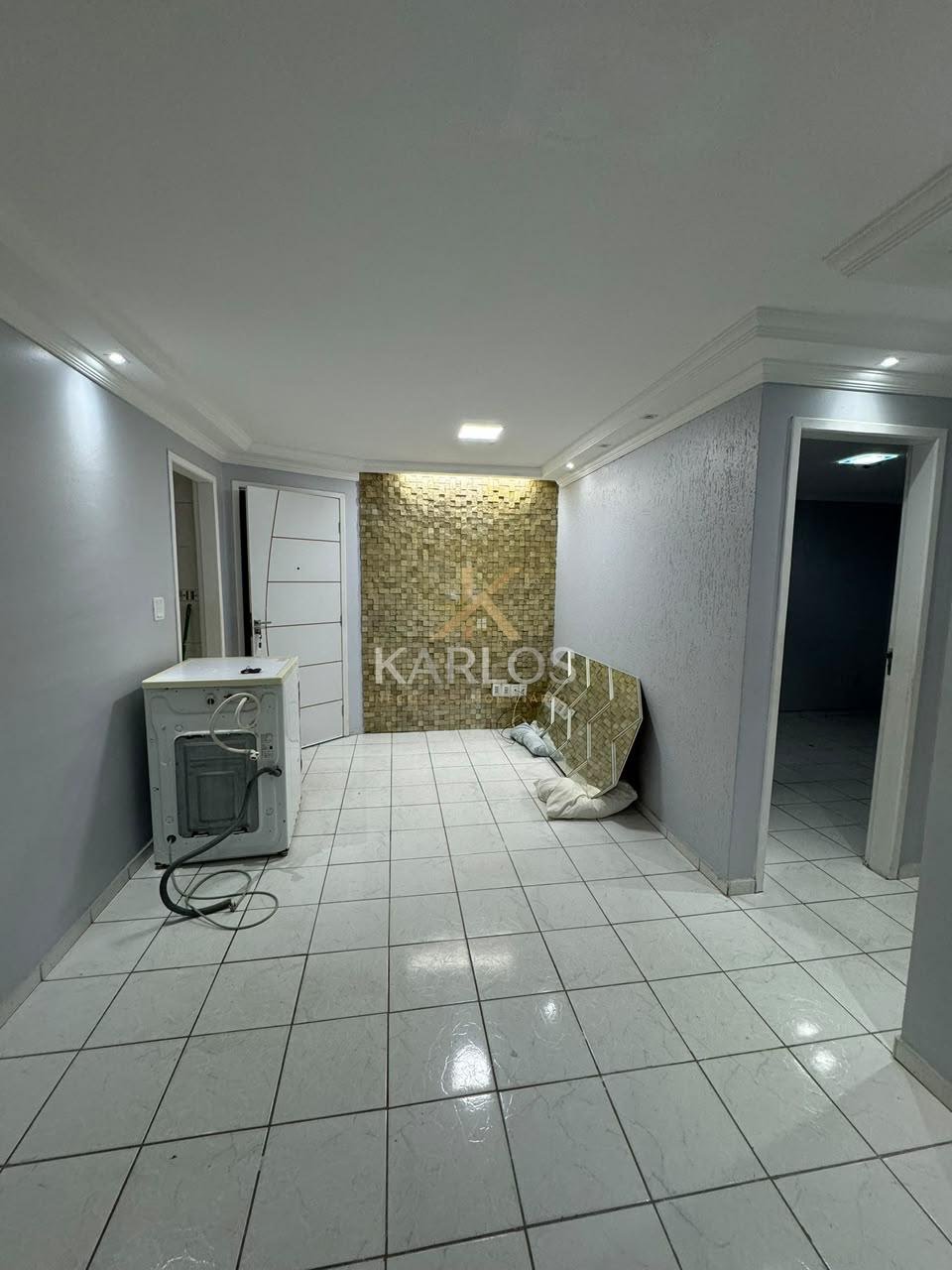 Apartamento à venda com 2 quartos, 1 banheiro, 1 vaga e 50m² no Peixinhos, Olinda — foto principal