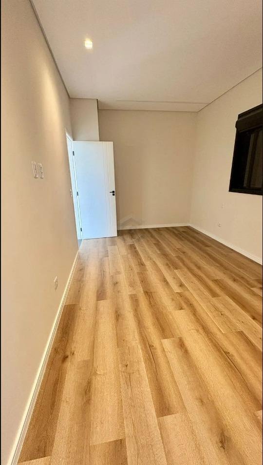 Casa à venda com 4 quartos, 4 suítes, 4 vagas e 306m² no Green Valley, Votorantim (SP) — foto 9 de 24