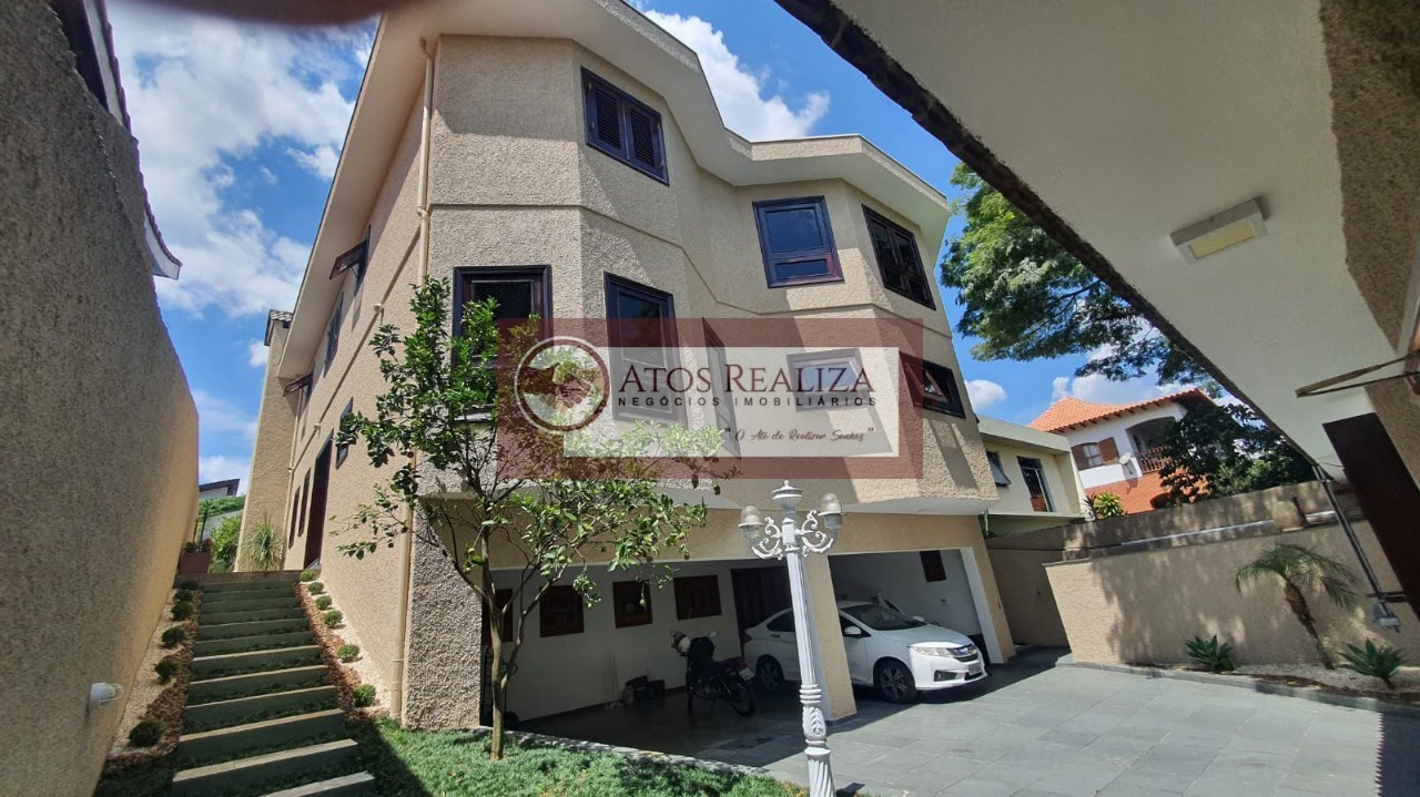Casa à venda com 5 quartos, 6 banheiros, 7 vagas e 500m² no Interlagos, São Paulo — foto principal