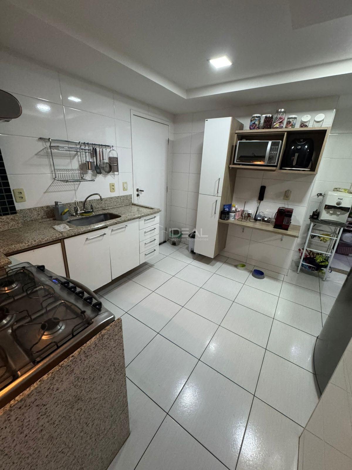 Apartamento à venda com 3 quartos, 1 suíte, 2 vagas e 127m² no Centro, Campos dos Goytacazes (RJ) — foto 7 de 23