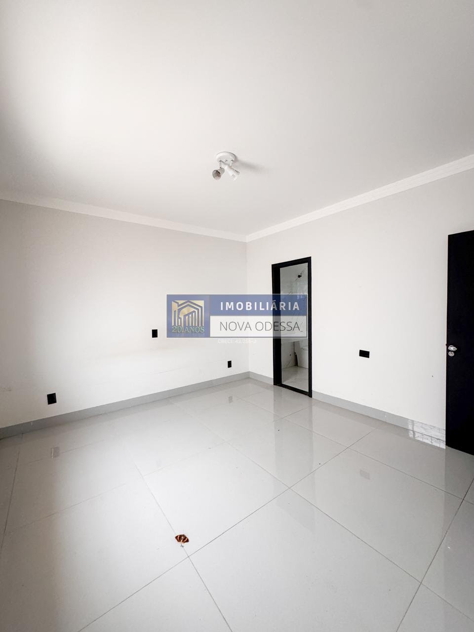 Casa à venda com 2 quartos, 2 suítes e 4 vagas no Parque Residencial Klavin, Nova Odessa (SP) — foto 14 de 15