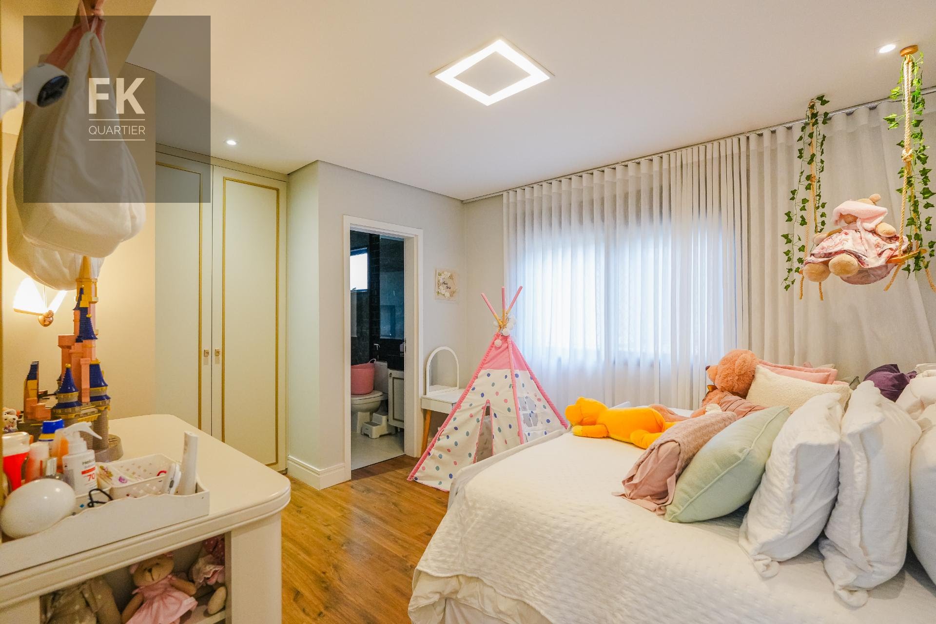 Casa à venda com 4 quartos, 4 suítes, 4 vagas e 454m² no Alphaville, Santana de Parnaíba (SP) — foto 26 de 30