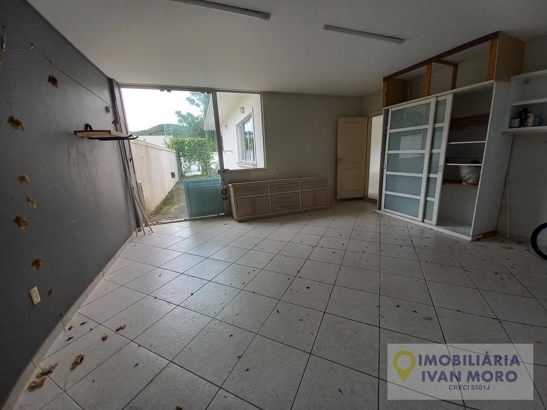 Casa à venda com 5 quartos, 3 suítes, 2 vagas e 286m² no Jurerê, Florianópolis (SC) — foto 26 de 30