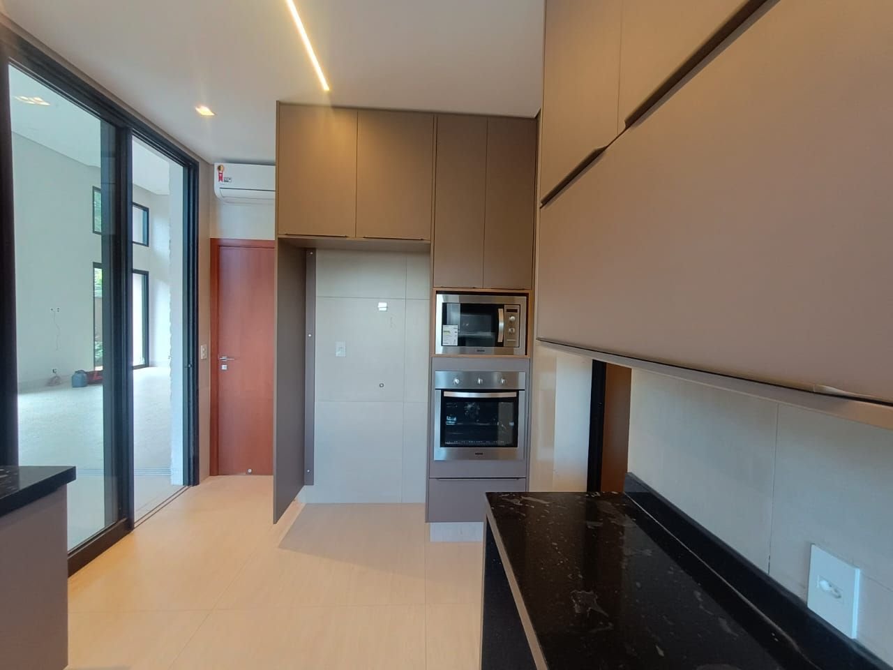 Casa à venda com 3 quartos, 3 suítes, 4 vagas e 258m² no Alphaville, Ribeirão Preto (SP) — foto 5 de 27