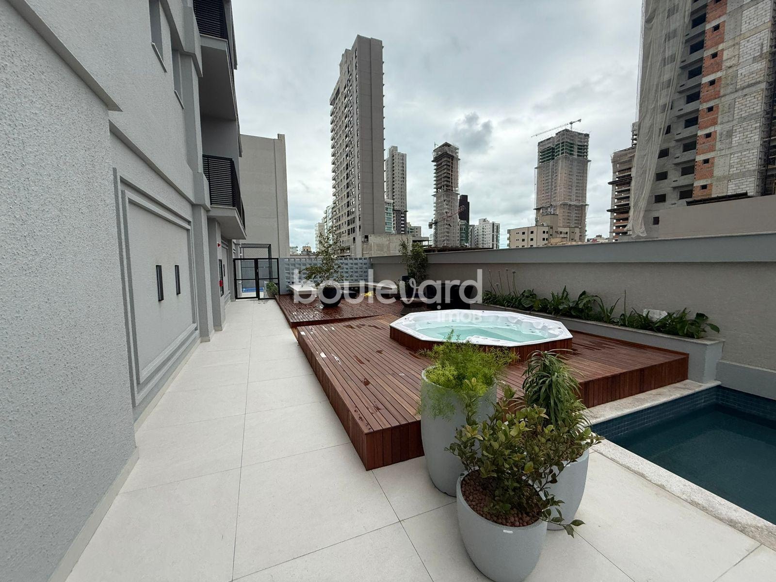 Apartamento à venda com 3 quartos, 3 suítes, 2 vagas e 127m² no Centro, Itapema (SC) — foto 22 de 30