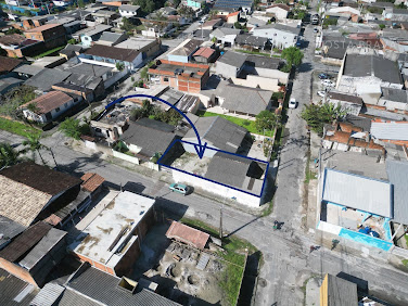 Terreno Esquina em Matinhos: Área de Moradores, Ótima Opção