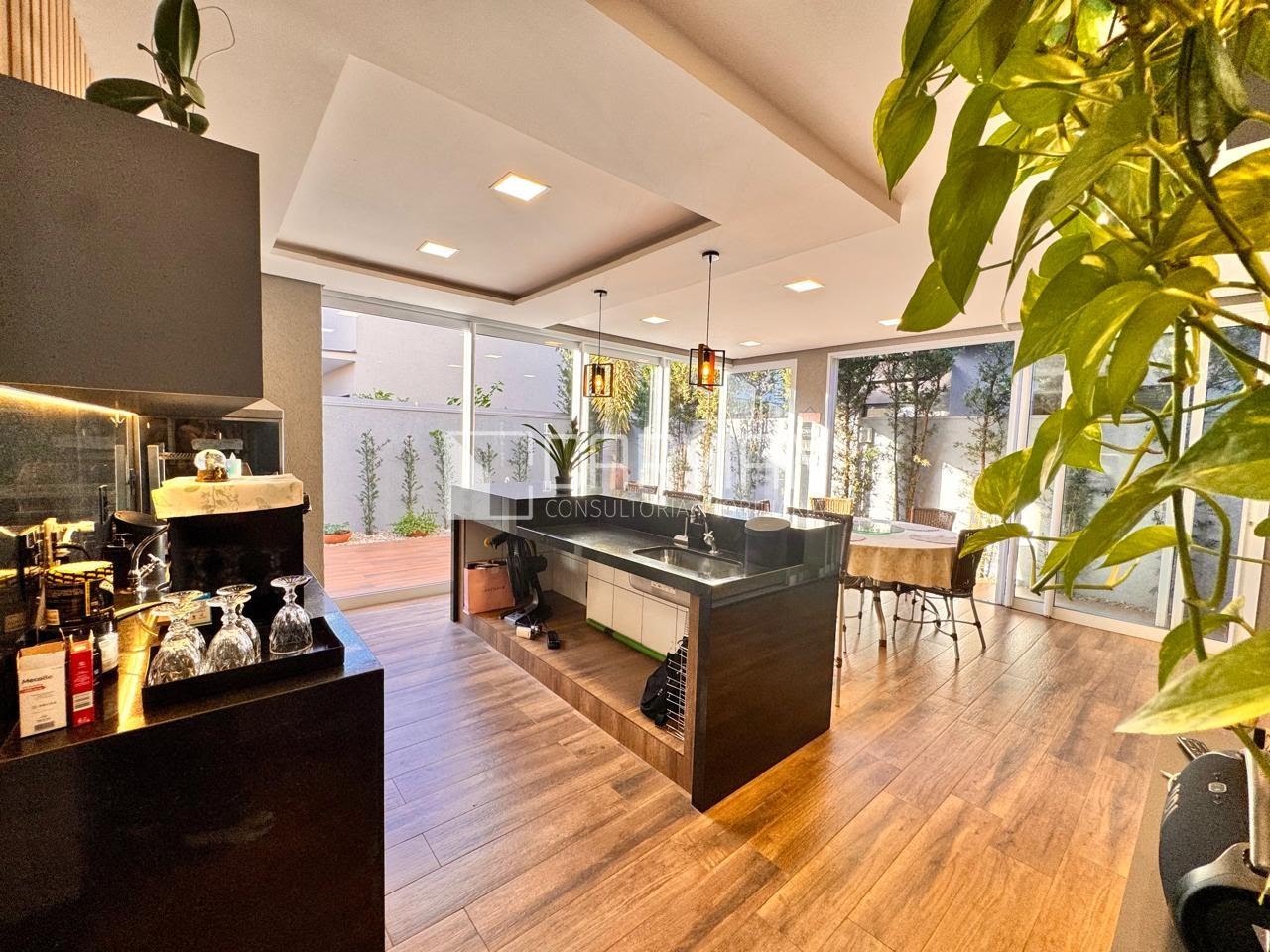 Casa à venda com 3 suítes e 300m² no Condomínio Quinta da Boa Vista, Ribeirão Preto (SP) — foto 15 de 30