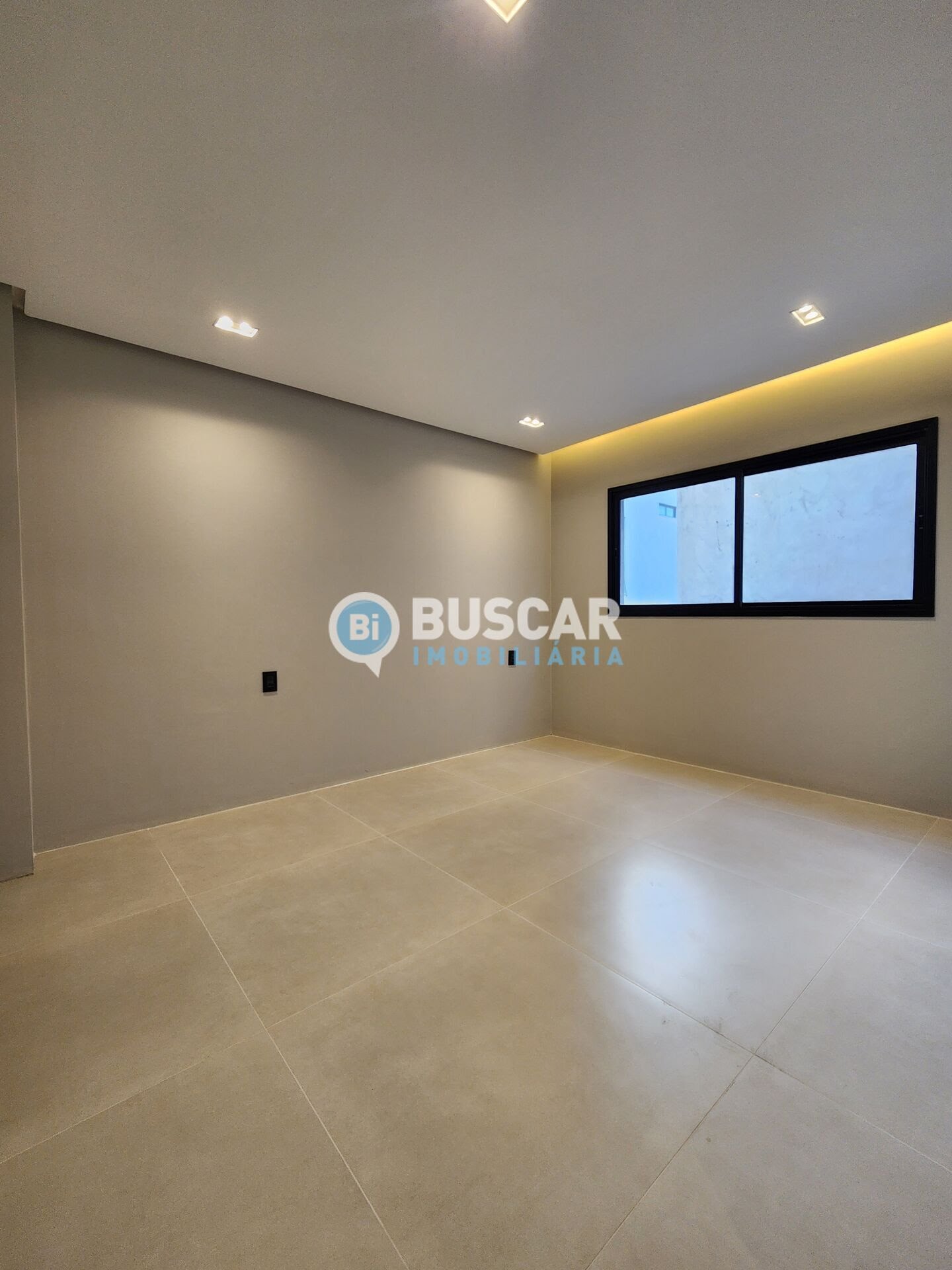 Casa à venda com 4 quartos, 4 suítes, 4 vagas e 220m² no Sim, Feira de Santana (BA) — foto 13 de 20