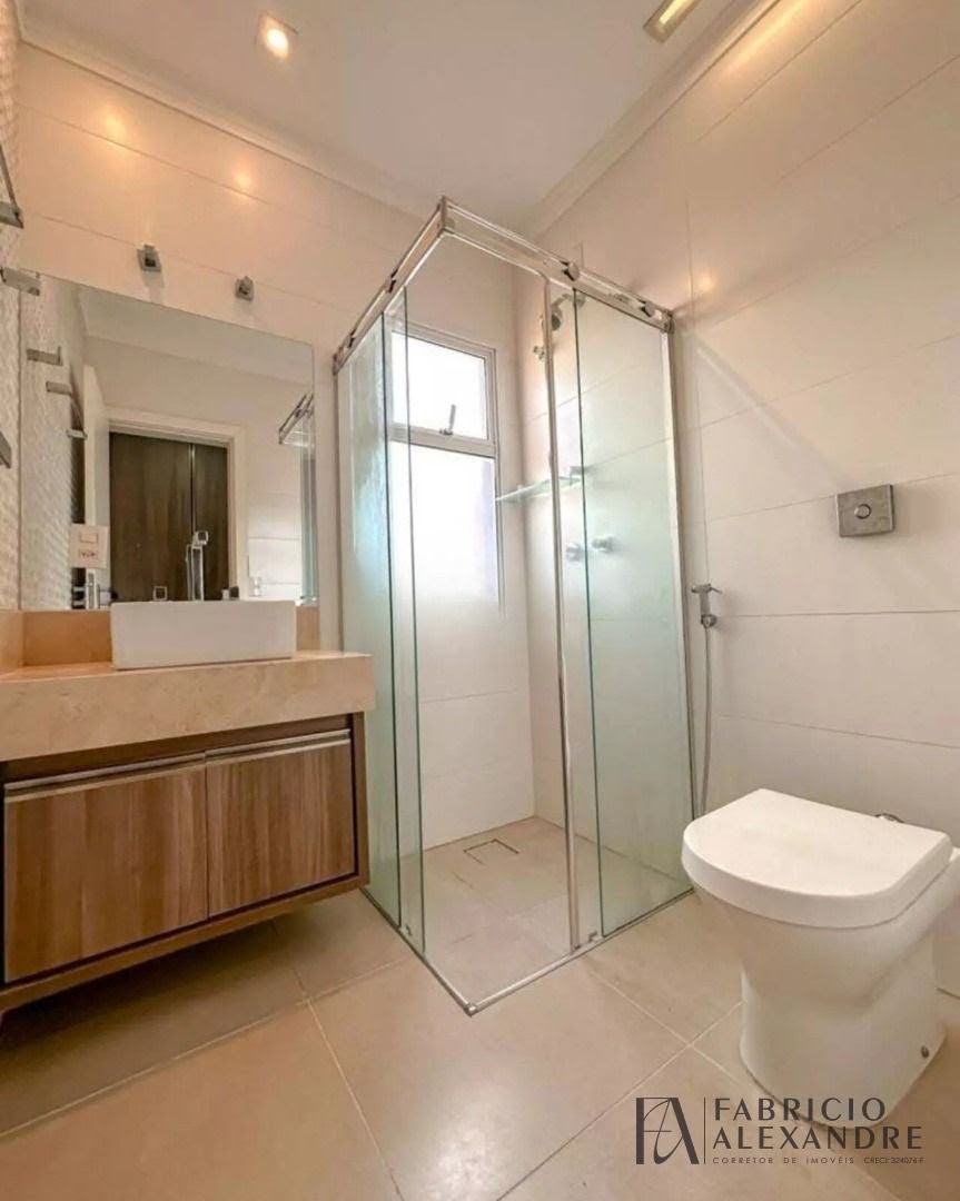 Casa para alugar com 4 quartos, 4 suítes, 4 vagas e 200m² no Gaivota II, São José do Rio Preto (SP) — foto 9 de 30