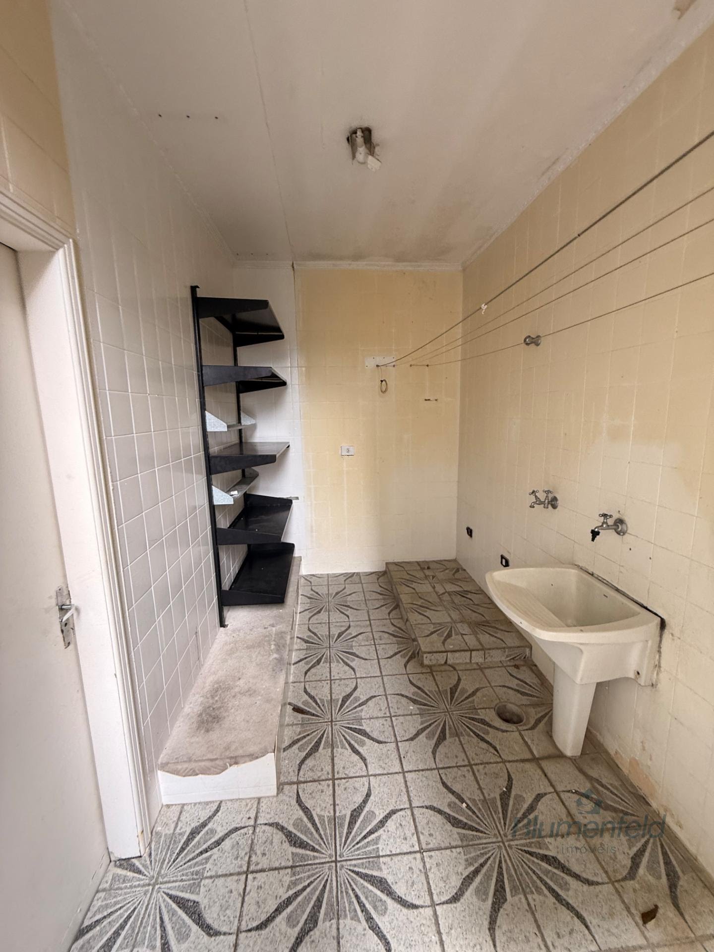 Casa à venda com 4 quartos, 4 suítes, 4 vagas e 300m² no Condomínio Arujazinho IV, Arujá (SP) — foto 29 de 30
