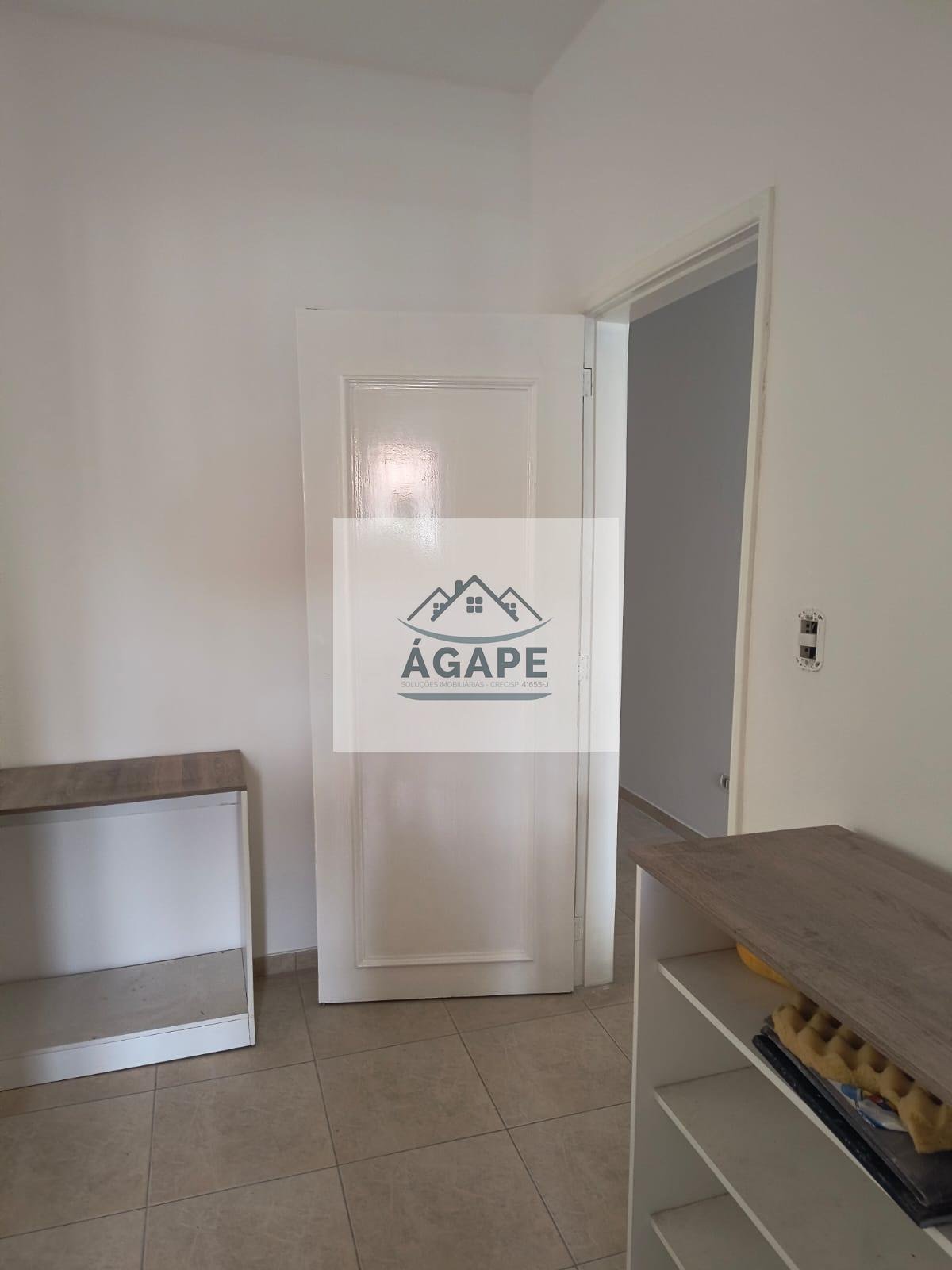 Casa à venda com 3 quartos, 1 suíte, 4 vagas e 250m² no Jardim Saint Moritz, Taboão da Serra (SP) — foto 21 de 30